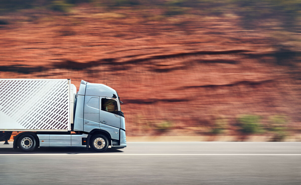 Nebim-Volvo_FH_Aero_03