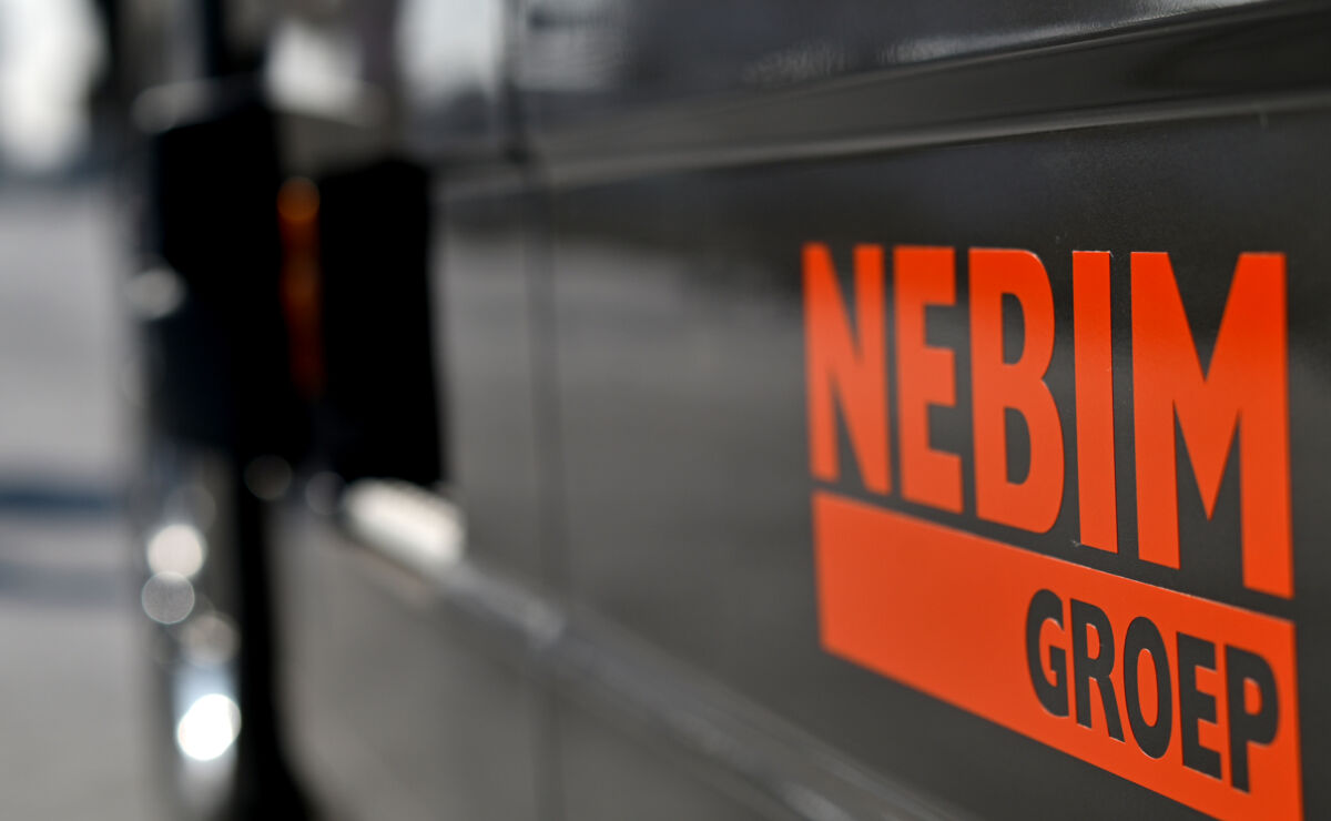 Nebim-Volvo-FH-Aero-limited-edition-14