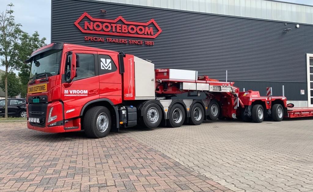 NEBIM-volvo-fm540-10x4-zwaartransport-vroom-03