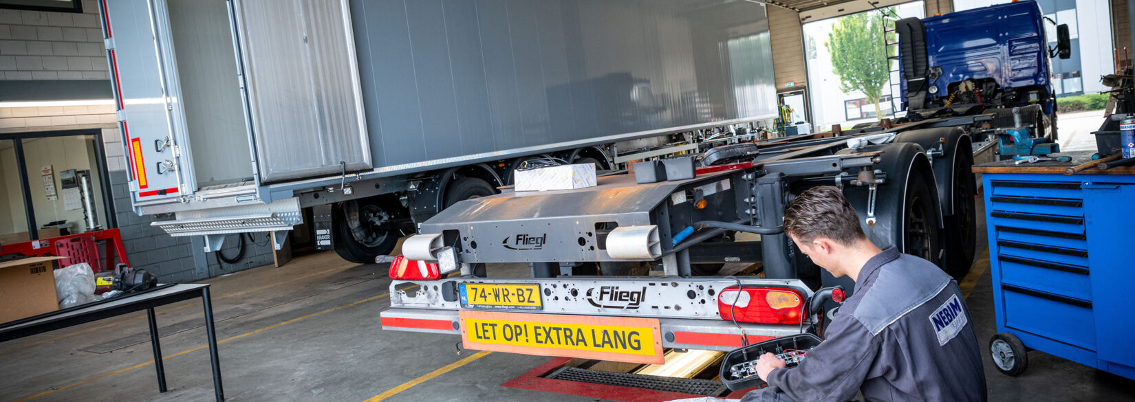 Nebim-trailerservice-002