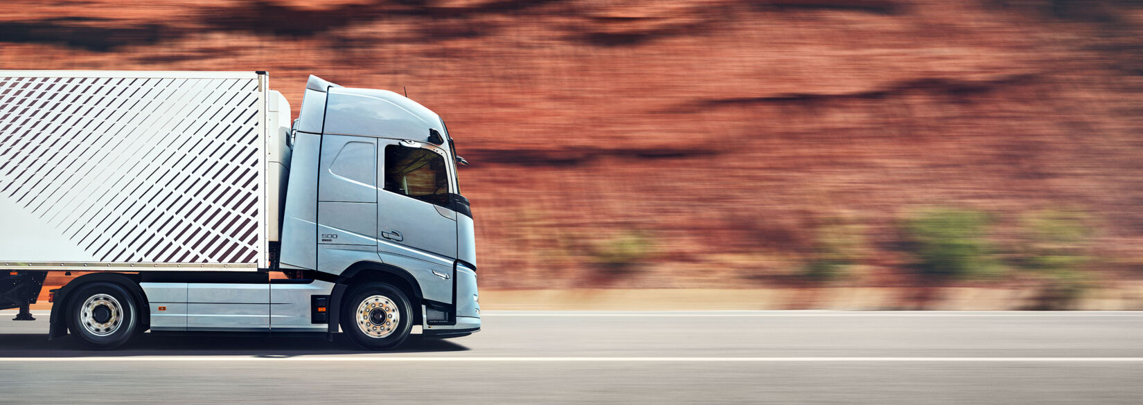 Nebim-Volvo_FH_Aero_03