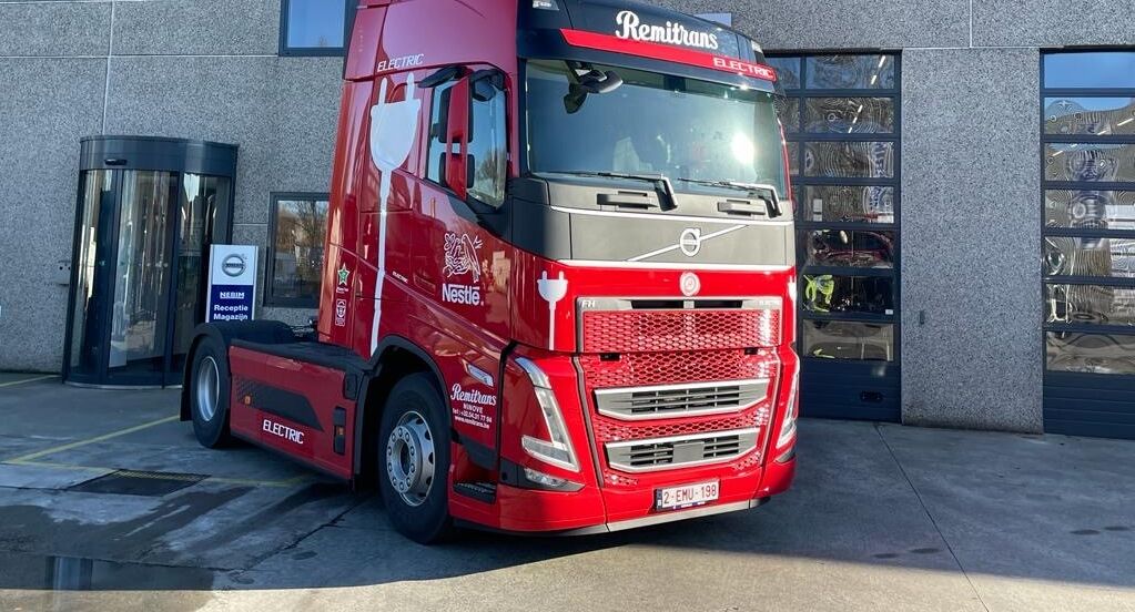 Remitrans Volvo FH Electric_2