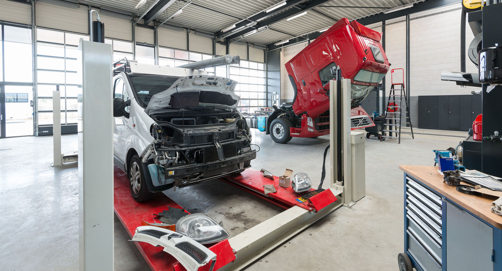 Nebim-pand-venlo-bestelwagen-service Nebim-pand-venlo-bestelwagen-service