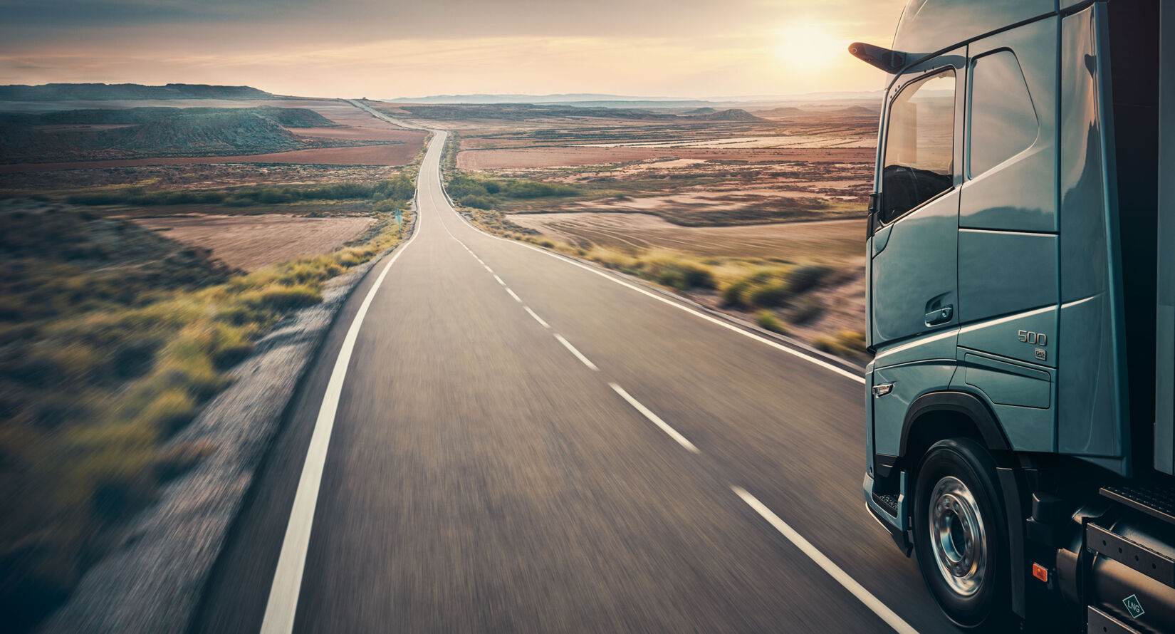 Nebim_Volvo_FH_Aero_gas-powered_03