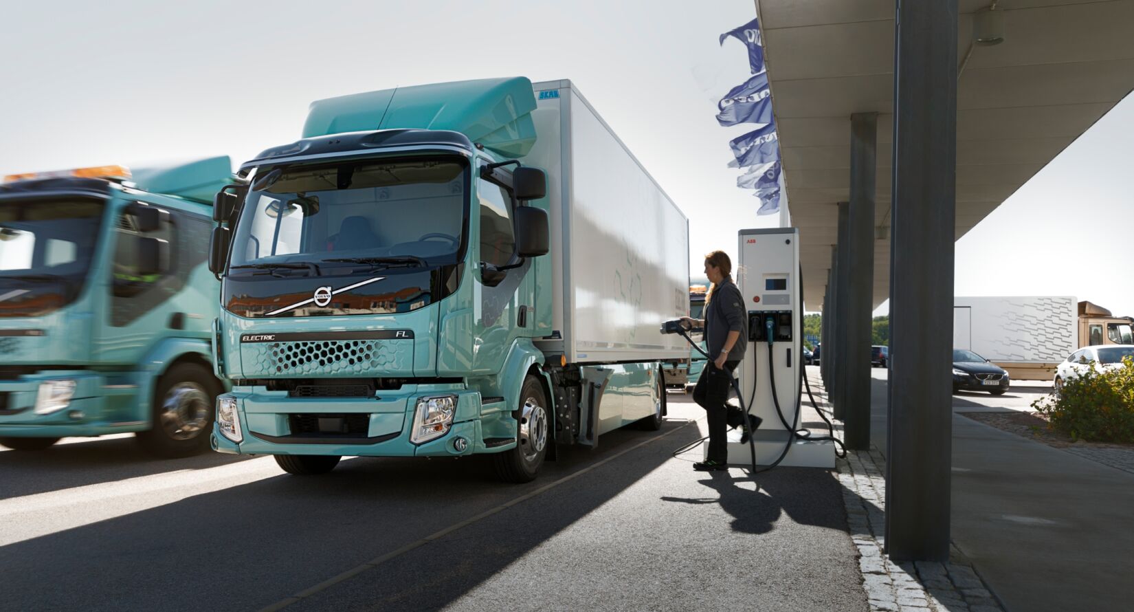 Nebim-Volvo-Electric-07072021-0018 Nebim-Volvo-Electric-07072021-0018