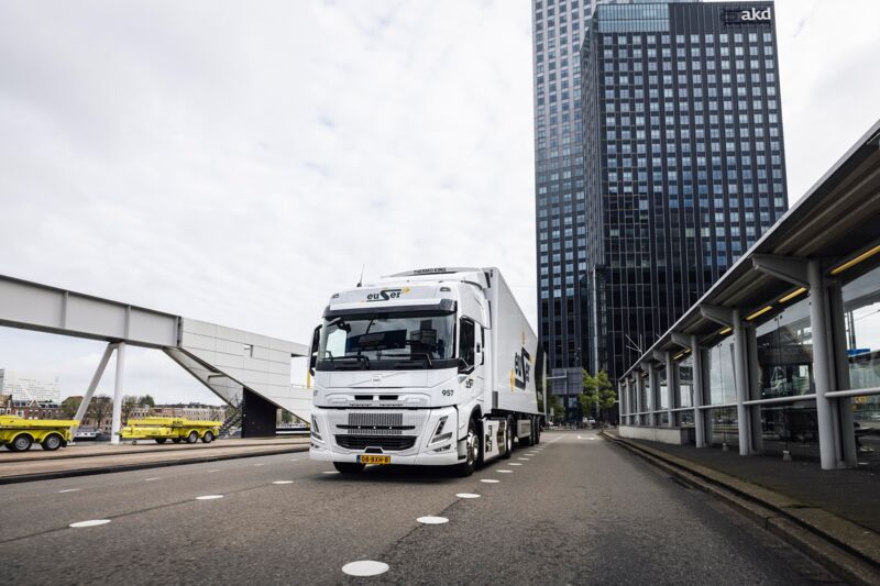 Volvo FM Electric NL, Euser