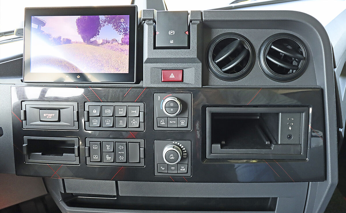 RT-25j-t-high-nl-int-2