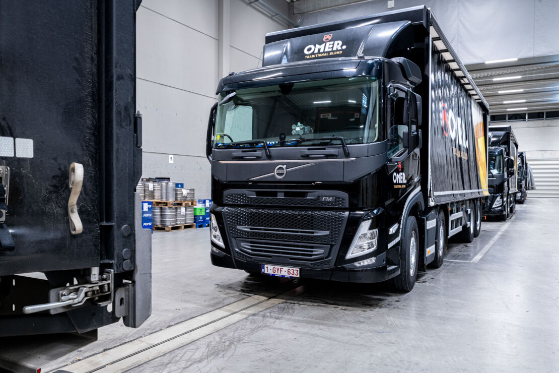 Volvo FM Omer Vander Ghinste front